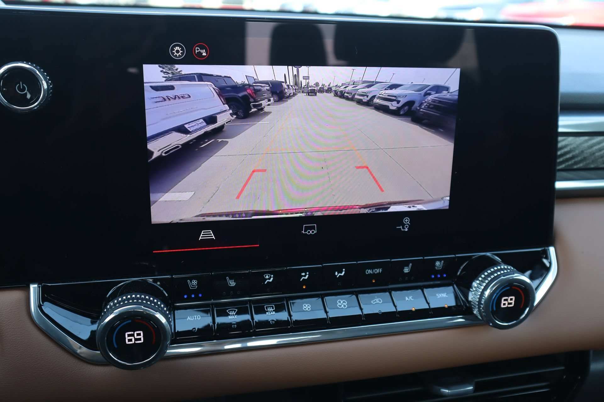 New 2026 GMC Canyon AT4 w/ AT4 Premium Package AWD/4WD image 10