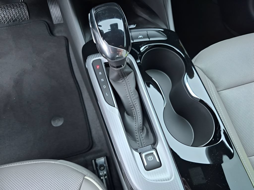 New 2026 Buick Envista Sport Touring FWD image 31