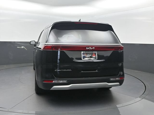 Used 2022 Kia Carnival LX FWD image 28