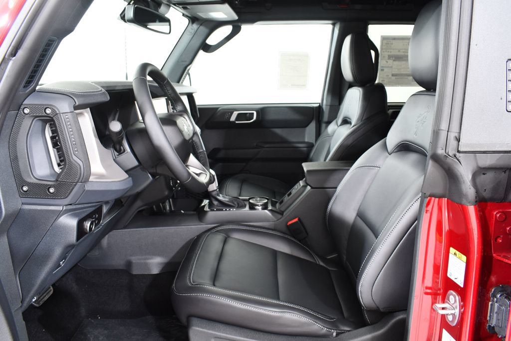 New 2026 Ford Bronco Outer Banks AWD/4WD image 6