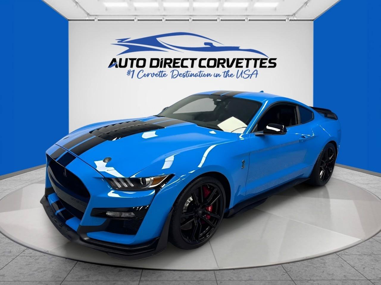 Used 2022 Ford Mustang Shelby GT500 w/ Technology Package RWD image 1