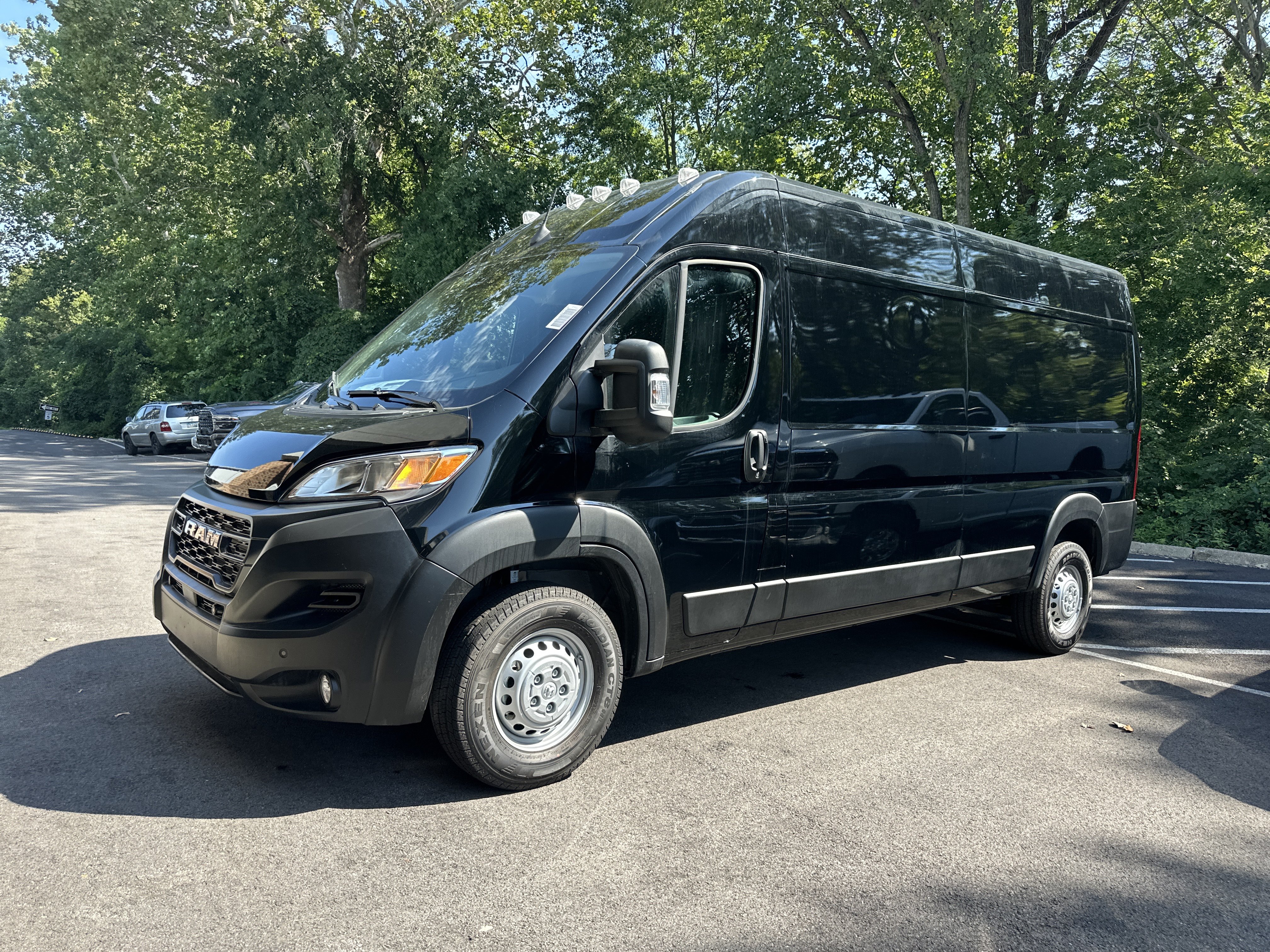 New 2026 RAM ProMaster 3500 w/ Premium Convenience Group FWD image 26