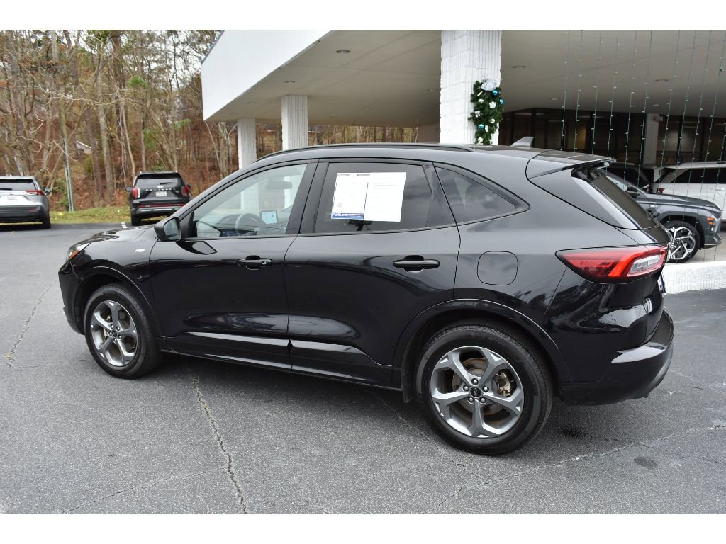 Used 2024 Ford Escape ST-Line image 2