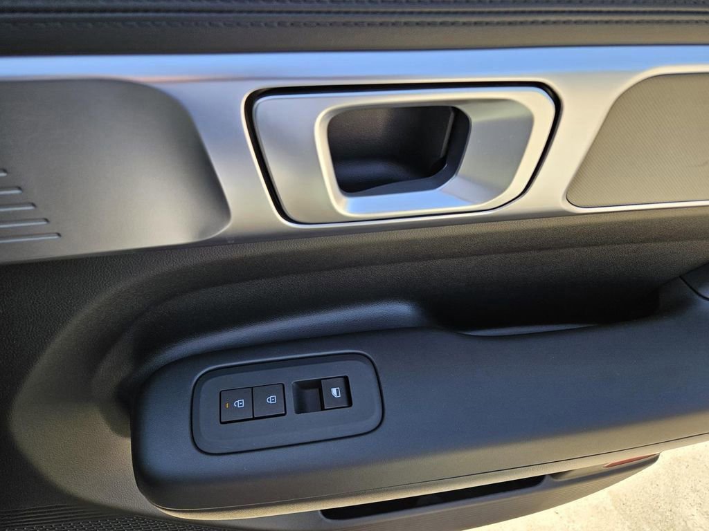New 2026 Hyundai Santa Fe SE FWD image 10