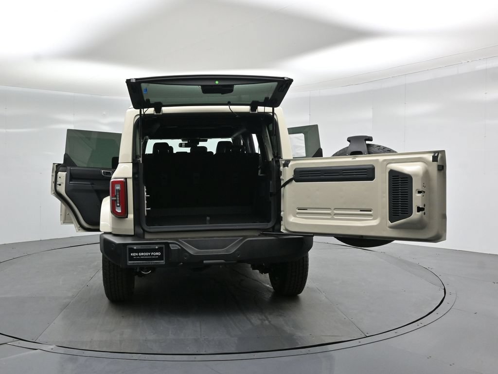 New 2026 Ford Bronco Outer Banks AWD/4WD image 32