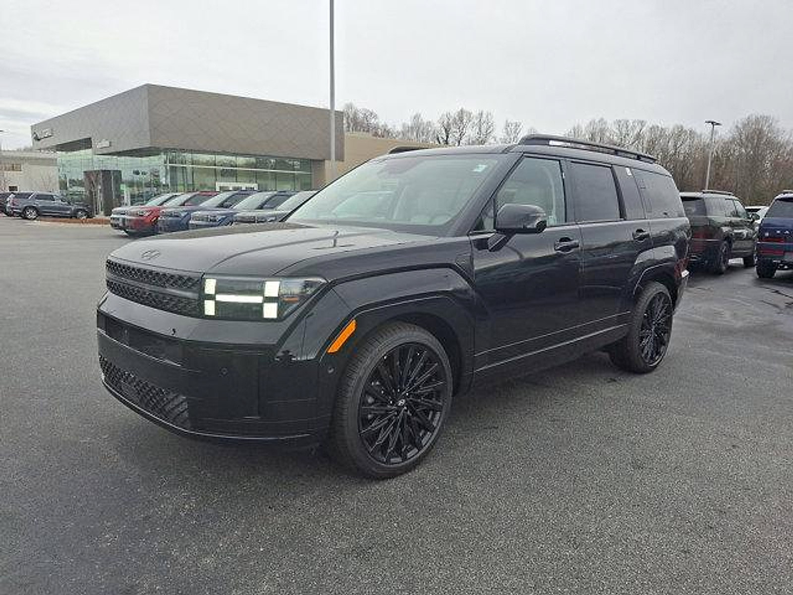 New 2025 Hyundai Santa Fe Calligraphy image 2