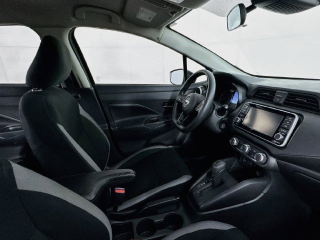 Used 2025 Nissan Versa S w/ Trunk Package FWD image 25