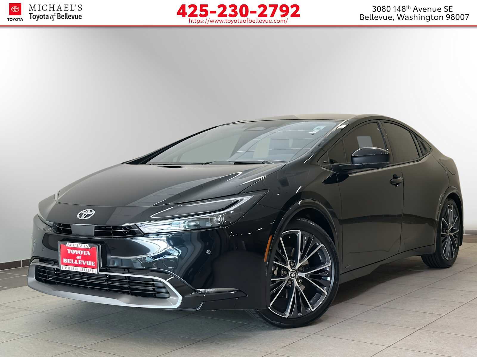 Used 2025 Toyota Prius XLE AWD/4WD image 1