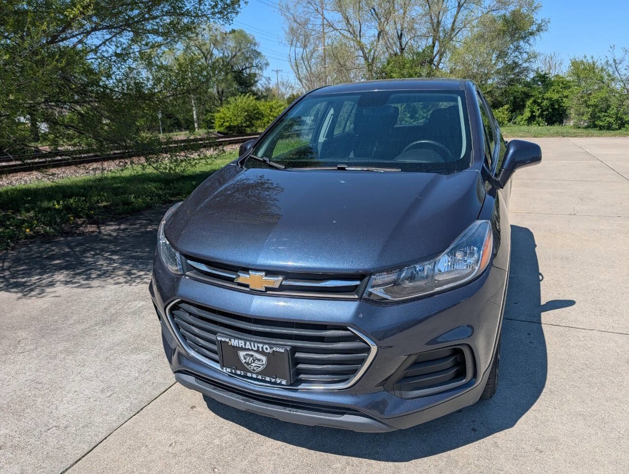Used 2018 Chevrolet Trax LS image 1