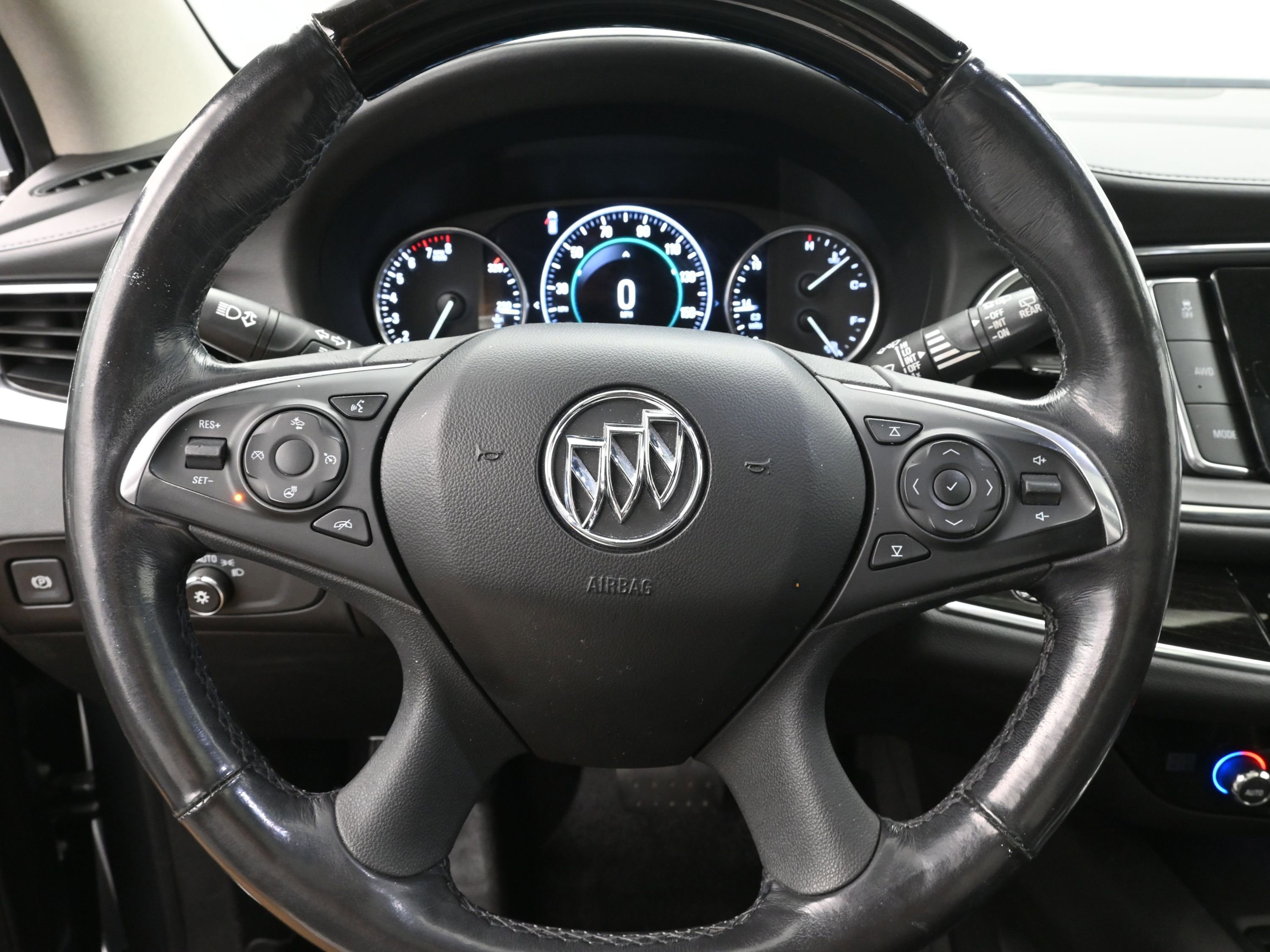 Used 2019 Buick Enclave Avenir w/ Avenir Technology Package image 13