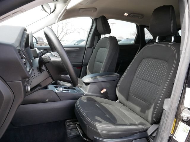 Used 2025 Ford Escape Active AWD/4WD image 15