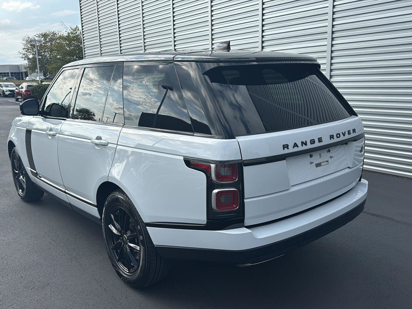Used 2020 Land Rover Range Rover AWD/4WD image 18