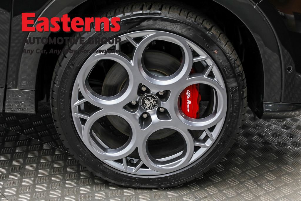 Used 2024 Alfa Romeo Tonale Veloce image 29