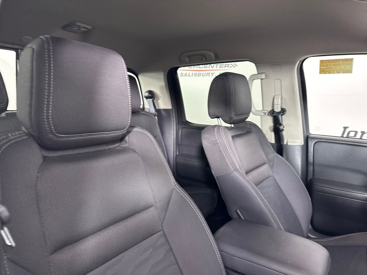 Used 2022 Nissan Frontier SV image 31