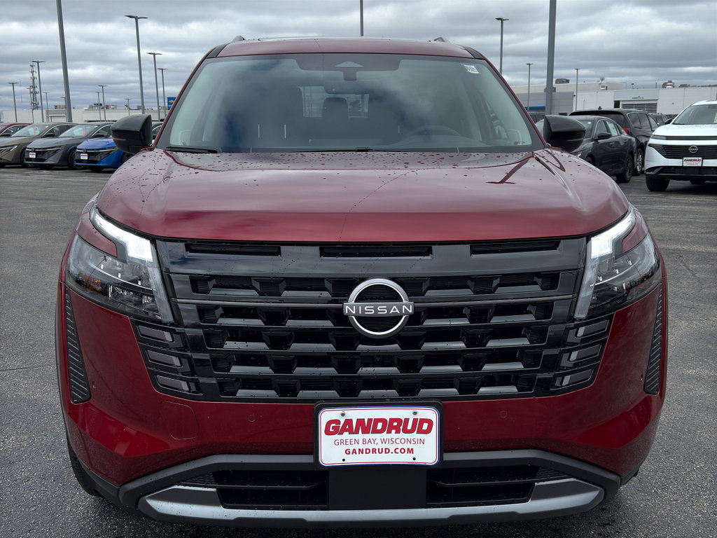 New 2026 Nissan Pathfinder SL image 3