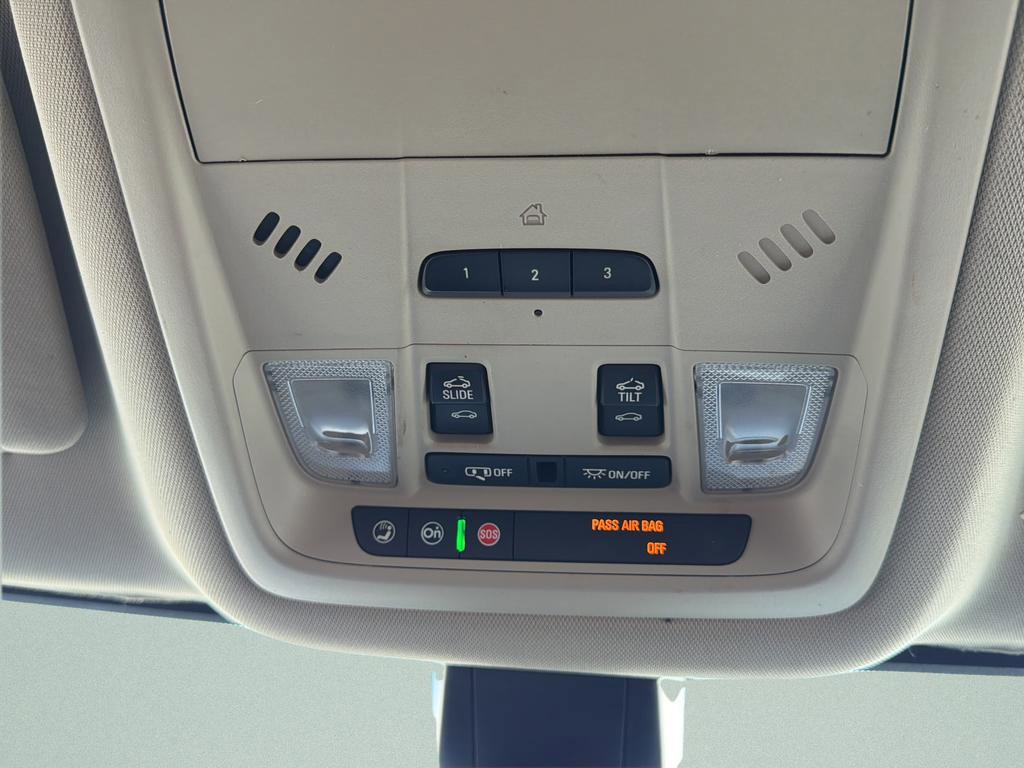 Used 2019 GMC Acadia Denali w/ Technology Package AWD/4WD image 28
