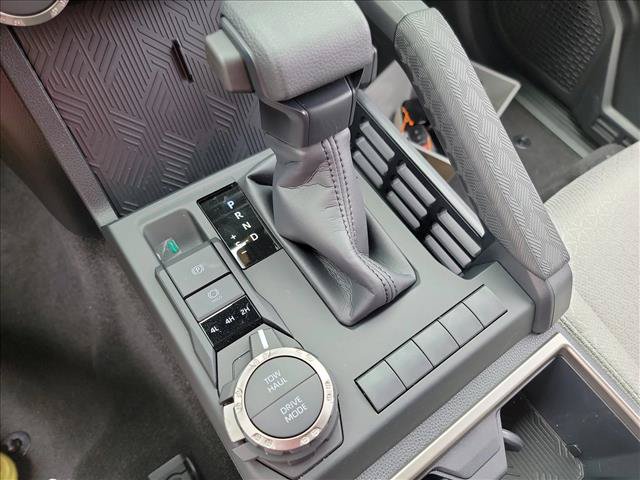 Used 2026 Toyota 4Runner SR5 AWD/4WD image 19