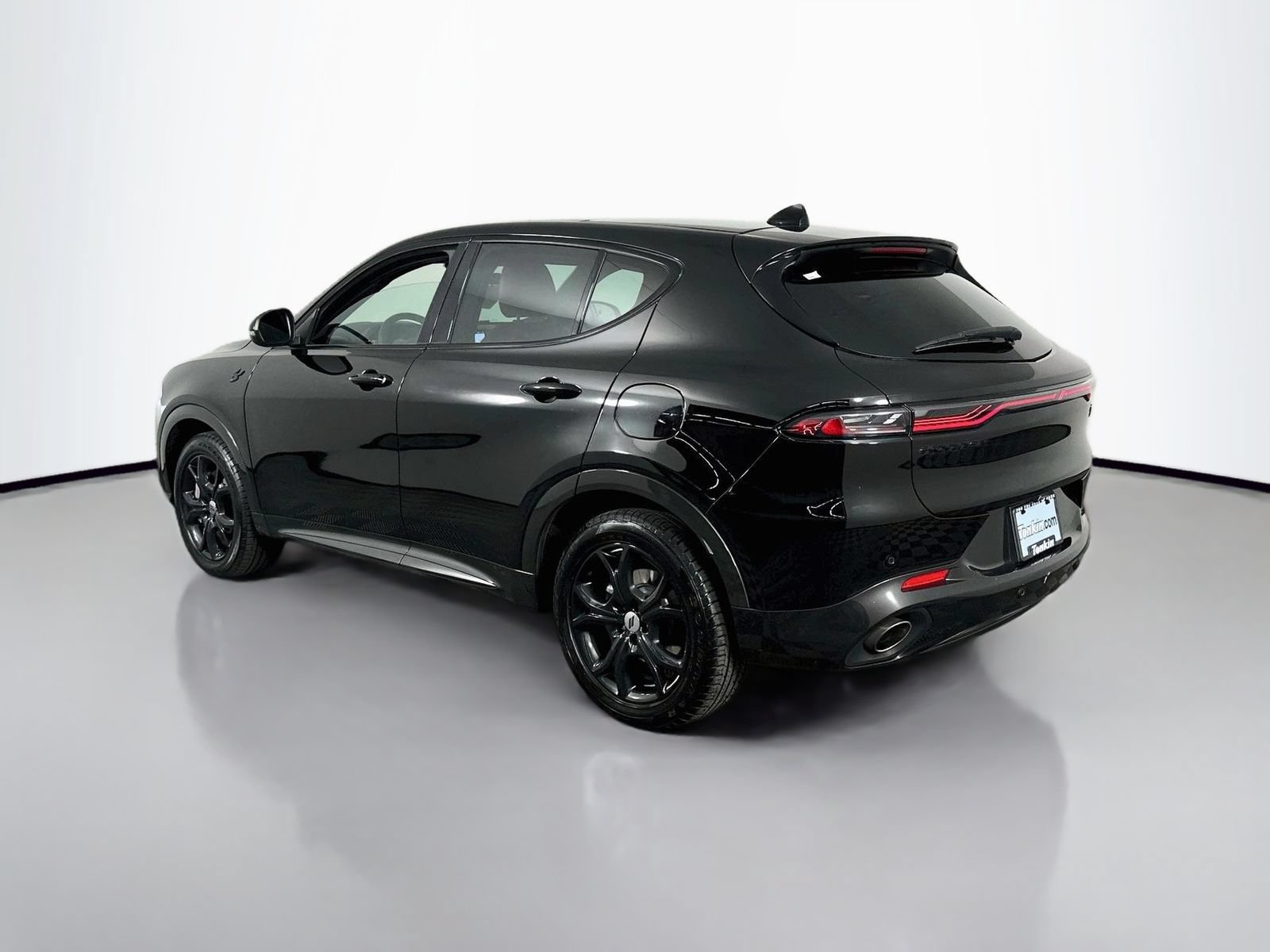 Used 2024 Dodge Hornet R/T Plus w/ R/T Blacktop Package AWD/4WD image 5