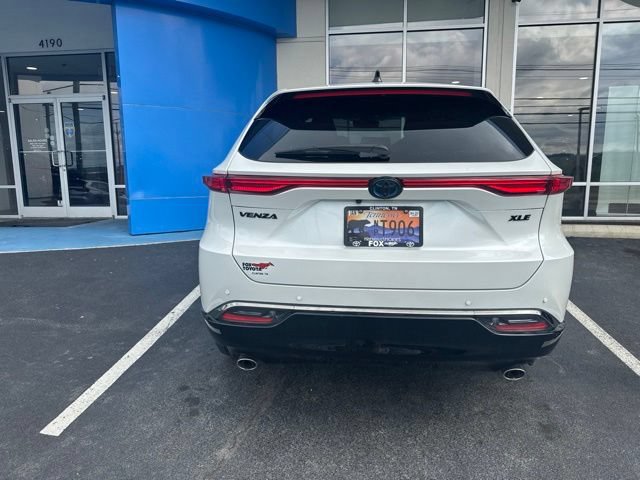 Used 2024 Toyota Venza Nightshade AWD/4WD image 5