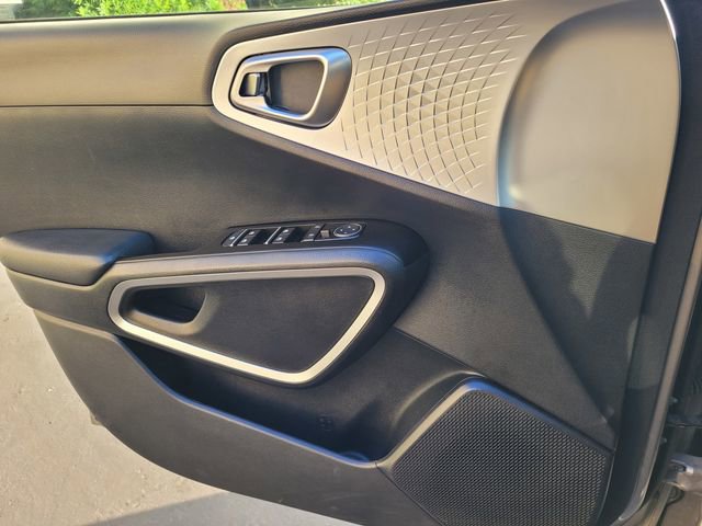 Used 2024 Kia Soul LX w/ Option Group 015 image 12