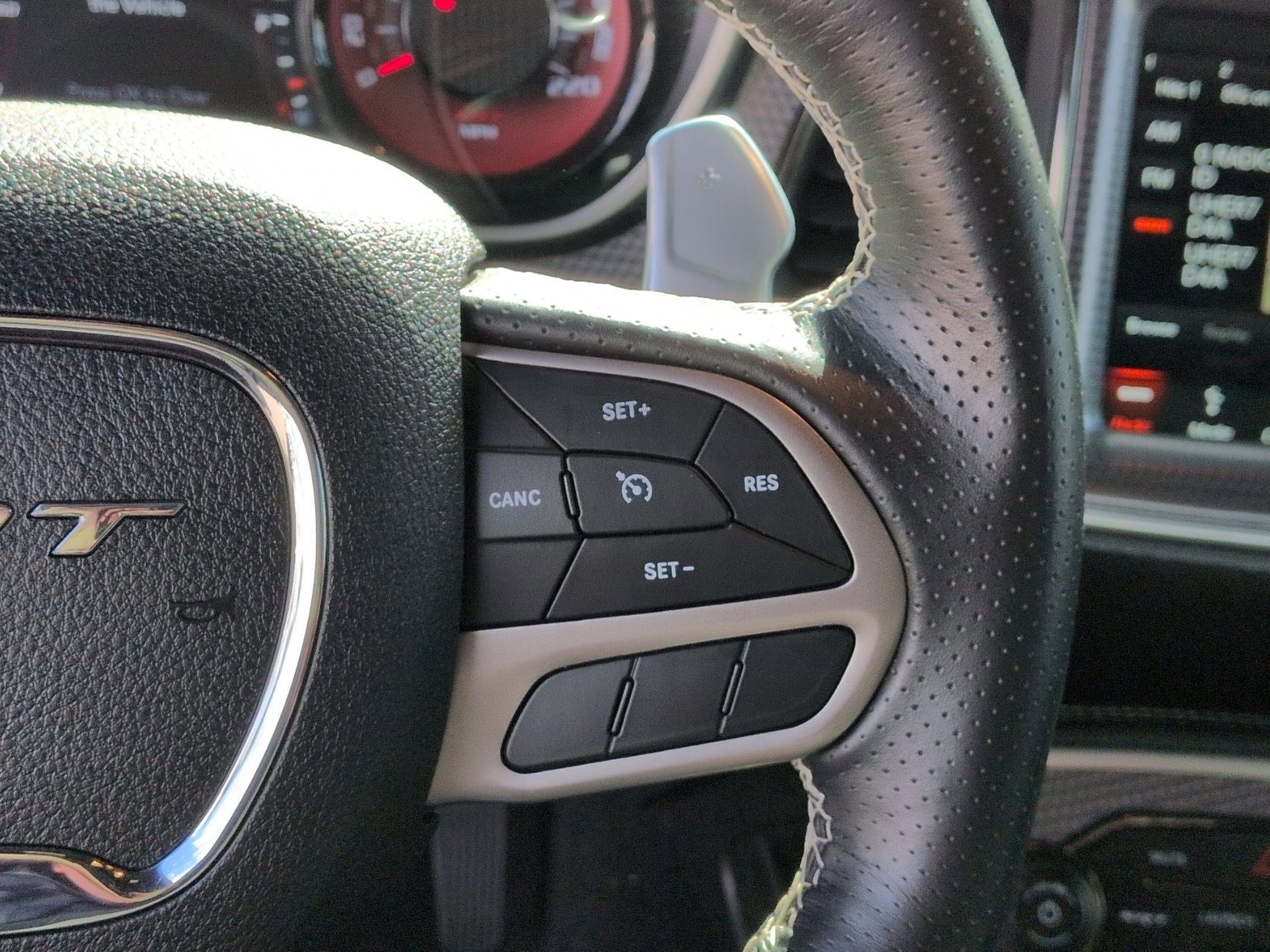 Used 2019 Dodge Challenger SRT Hellcat Redeye image 20