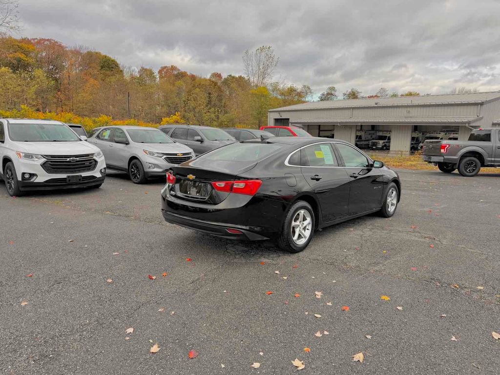 Used 2018 Chevrolet Malibu LS image 7