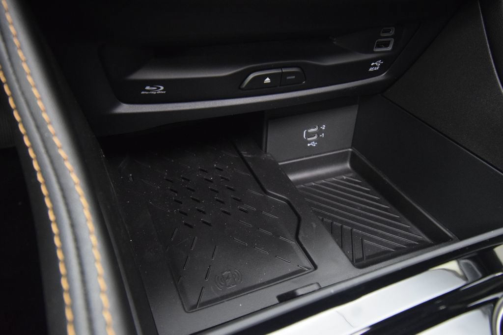 New 2027 Chrysler Pacifica Pinnacle FWD image 26