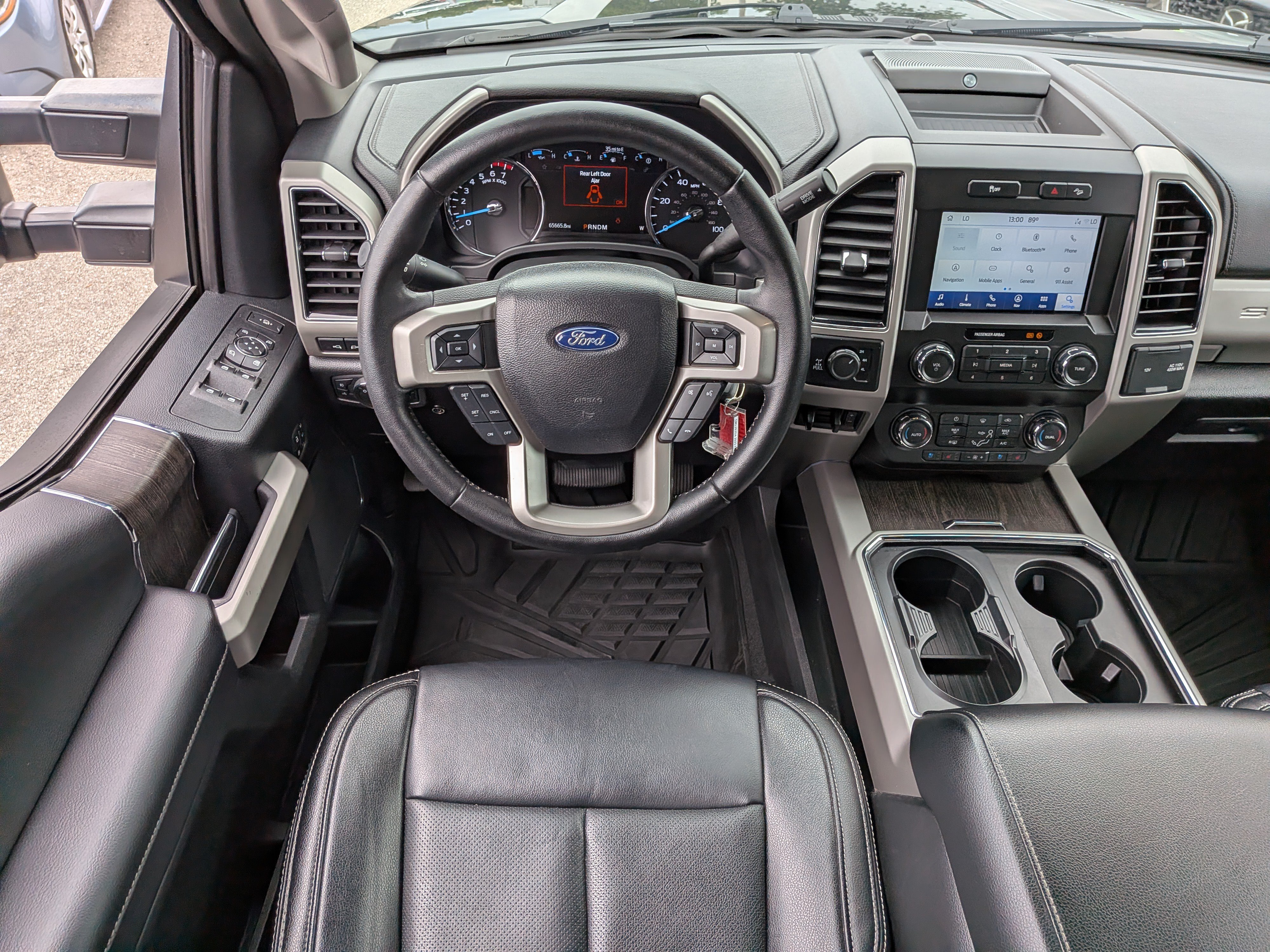 Used 2021 Ford F250 Lariat w/ Lariat Value Package AWD/4WD image 17