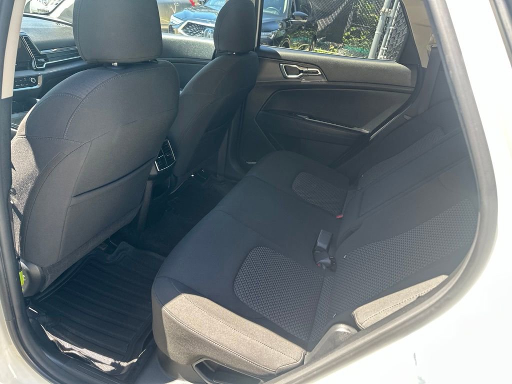 Used 2023 Kia Sportage LX AWD/4WD image 23