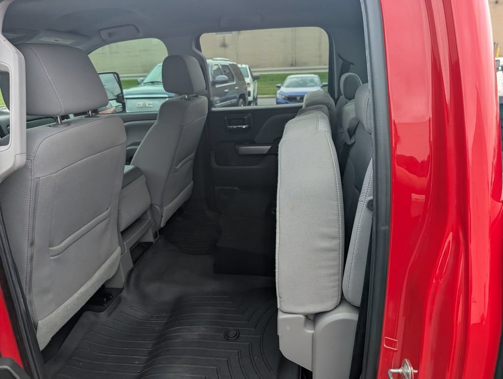 Used 2018 Chevrolet Silverado 1500 LT w/ All Star Edition AWD/4WD image 11