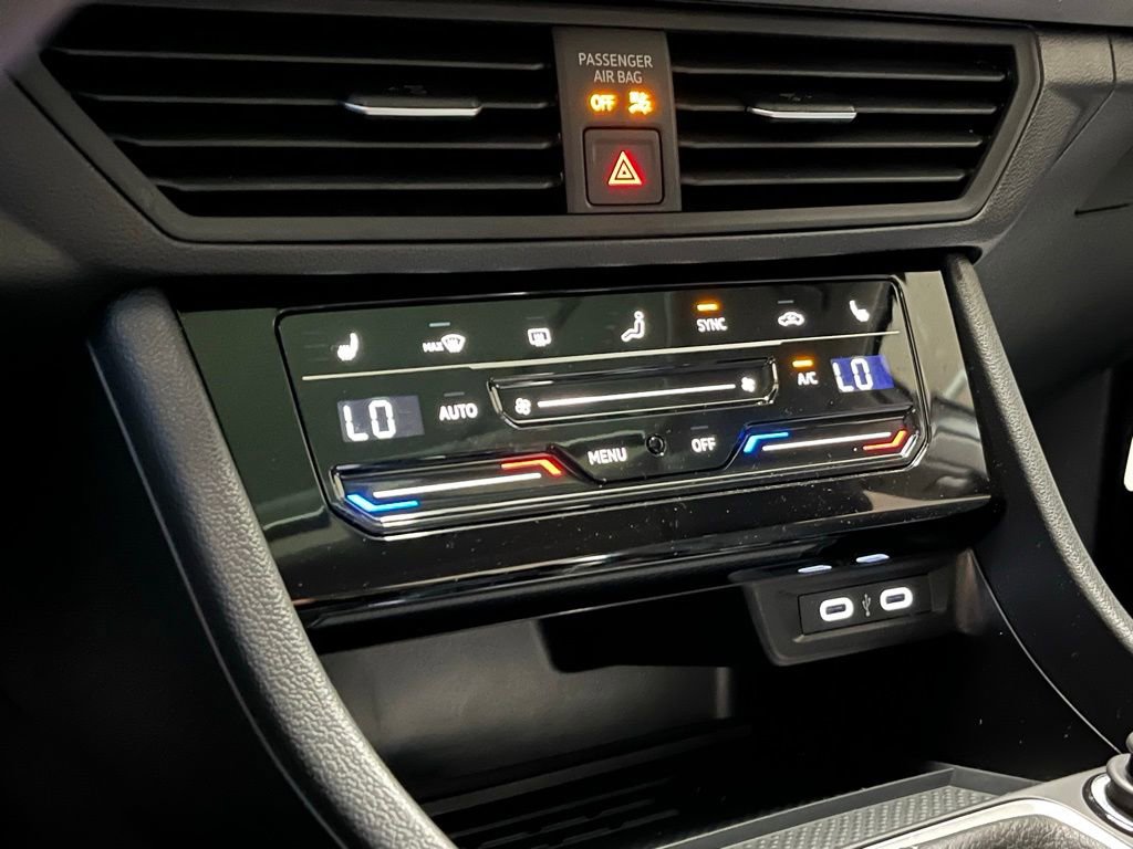 New 2026 Volkswagen Jetta SE image 11