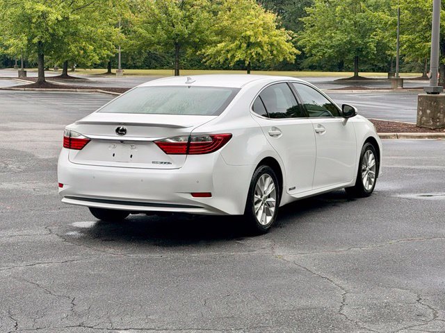 Used 2013 Lexus ES 300h w/ Luxury Pkg FWD image 7