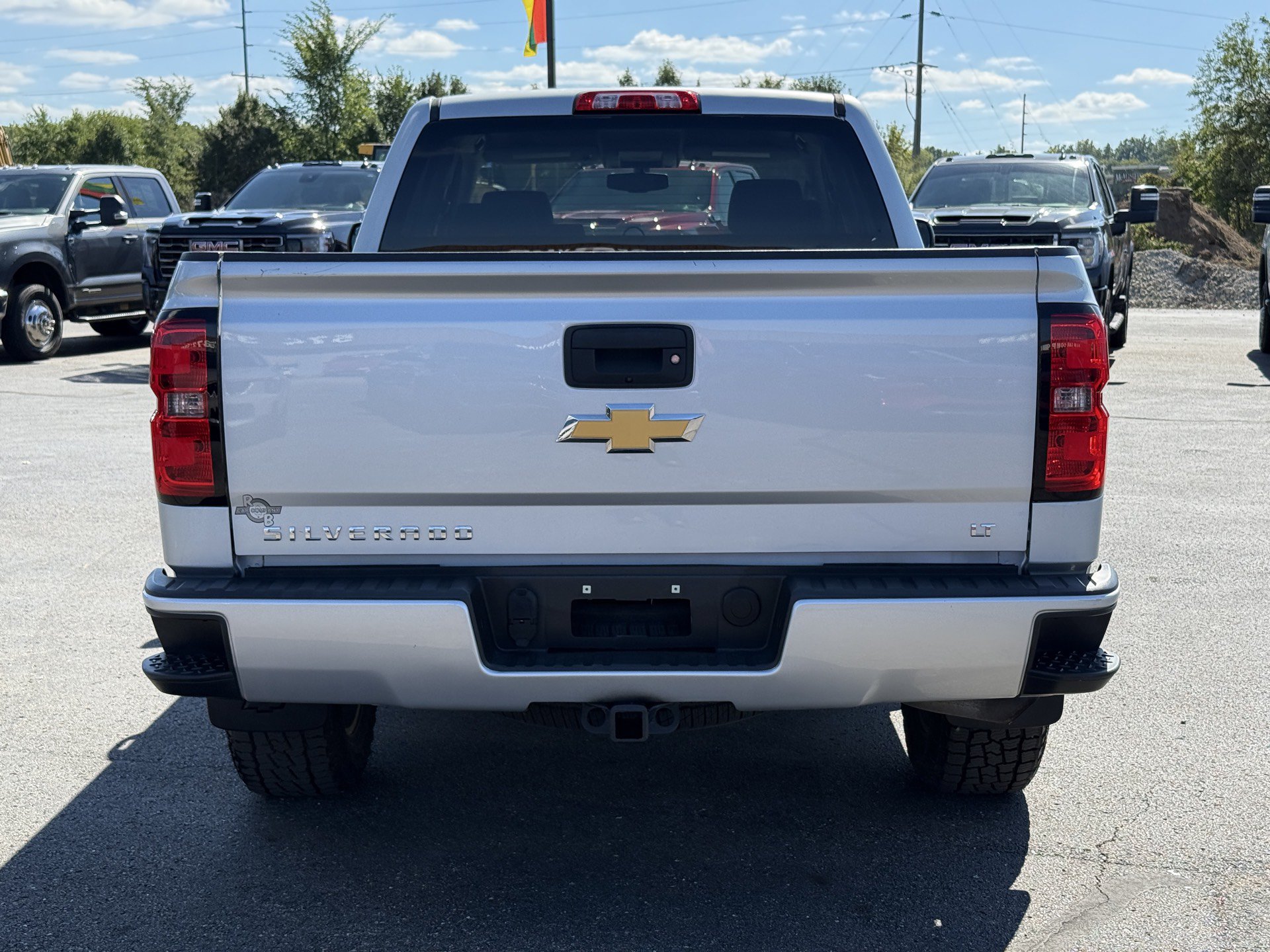 Used 2018 Chevrolet Silverado 1500 LT w/ All Star Edition AWD/4WD image 7