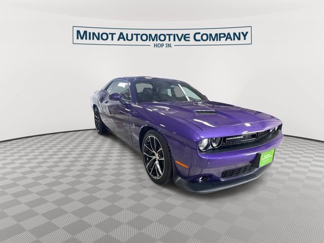 Certified 2016 Dodge Challenger R/T Scat Pack w/ Leather Interior Group RWD image 2
