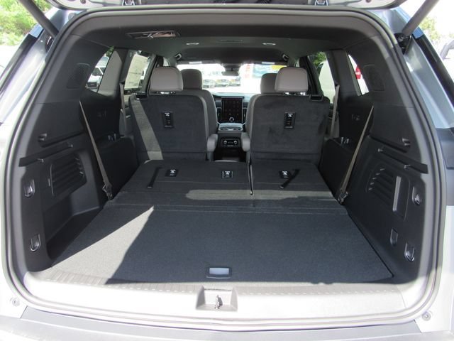 New 2026 GMC Acadia Elevation w/ Elevation Premium Package AWD/4WD image 32