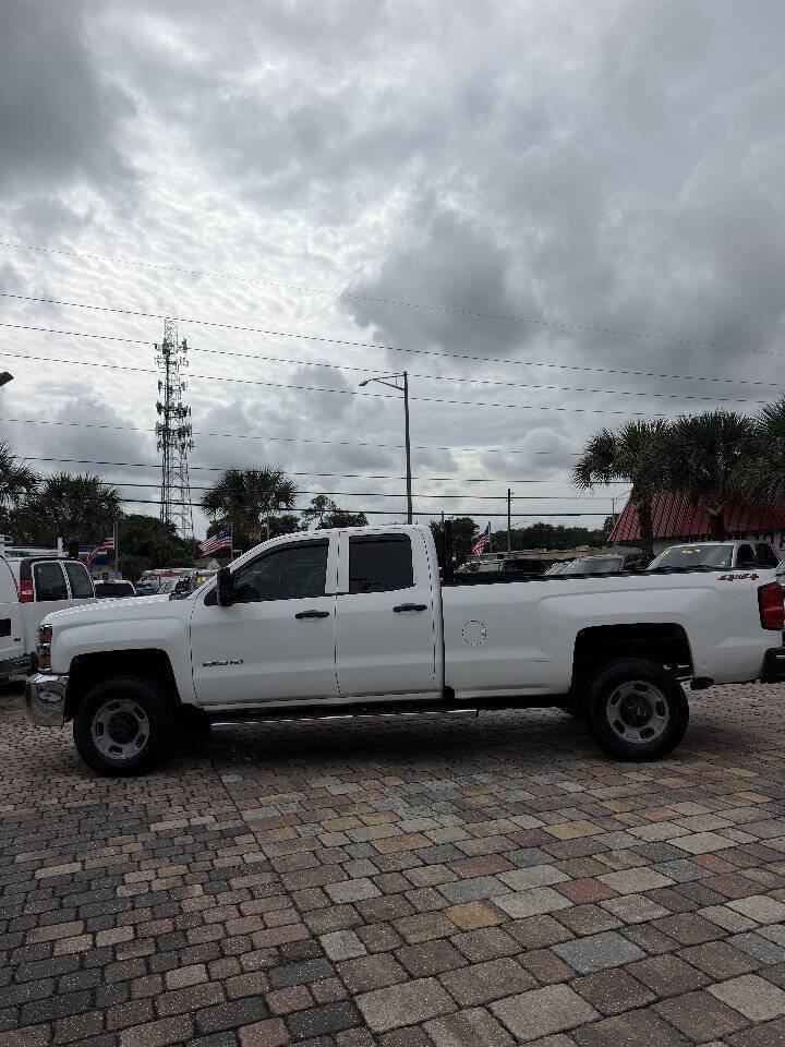 Used 2019 Chevrolet Silverado 2500 W/T w/ WT Convenience Package AWD/4WD image 9