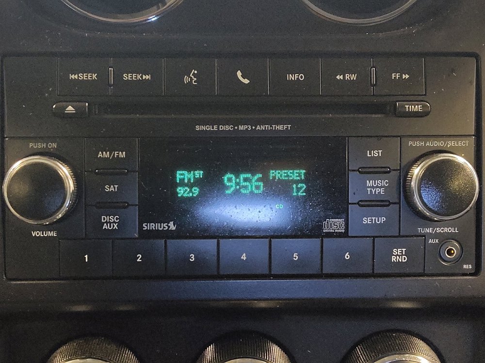 Used 2016 Jeep Patriot Sport FWD image 25
