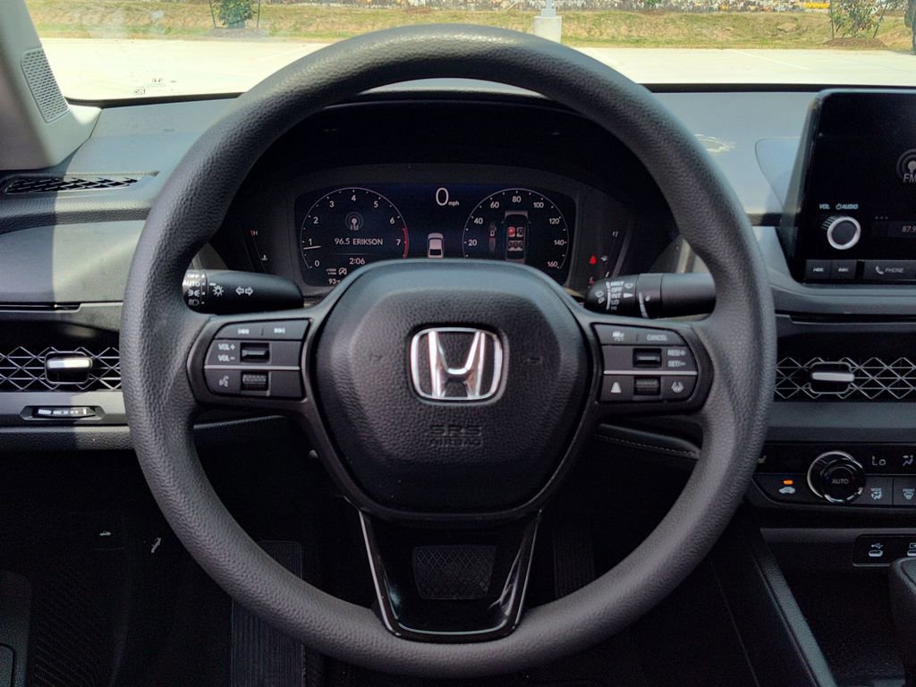 Used 2025 Honda Accord SE image 24