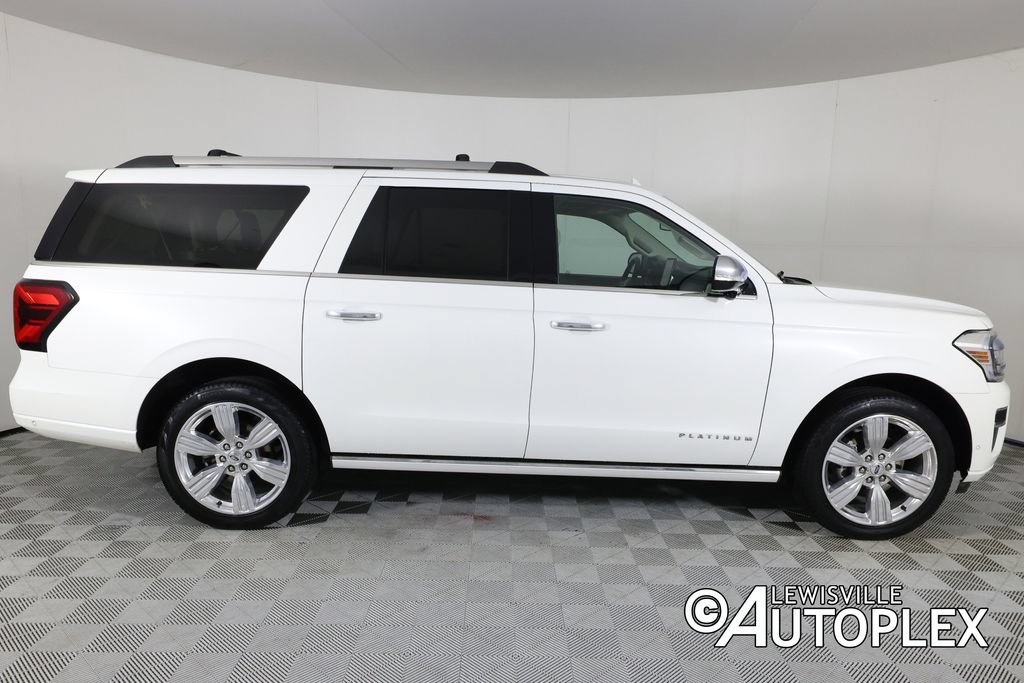 Used 2024 Ford Expedition Max Platinum AWD/4WD image 4