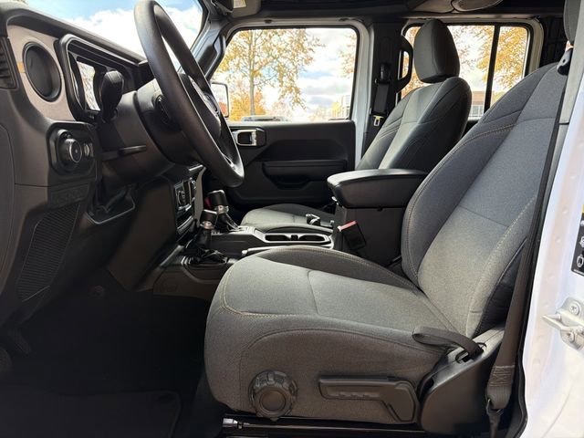 Used 2024 Jeep Wrangler Sport image 9