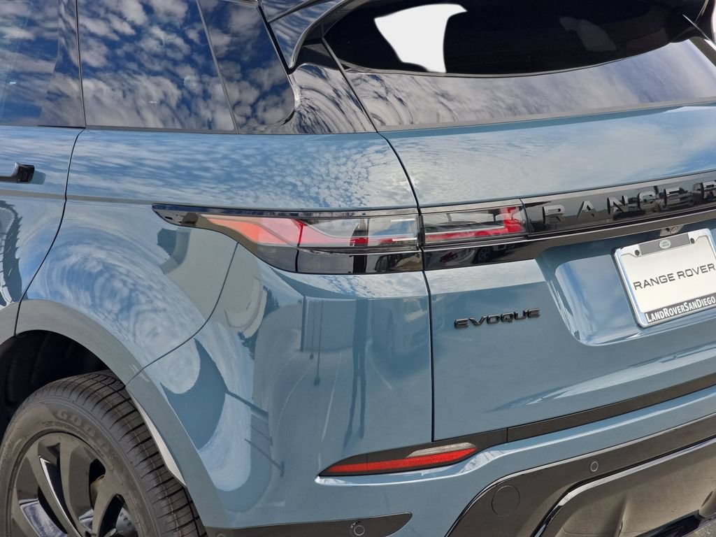 New 2026 Land Rover Range Rover Evoque Hoxton AWD/4WD image 35