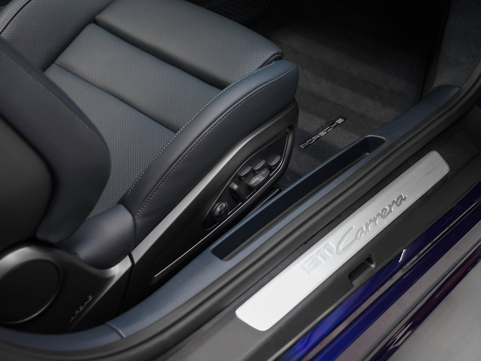 Used 2025 Porsche 911 Carrera image 26