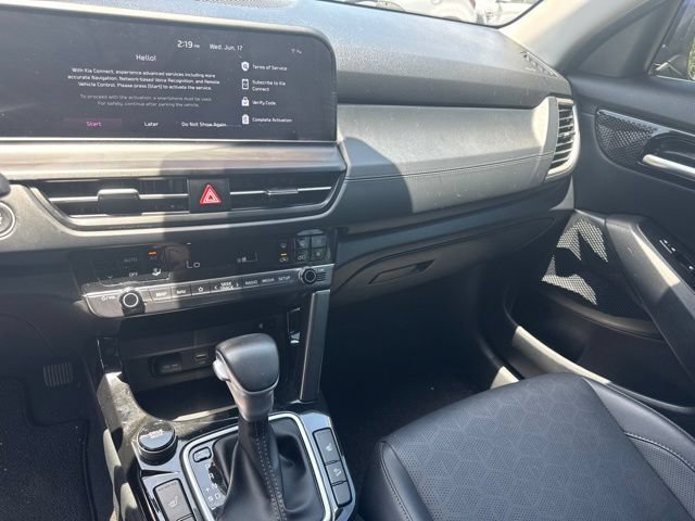 Used 2024 Kia Seltos EX FWD image 10