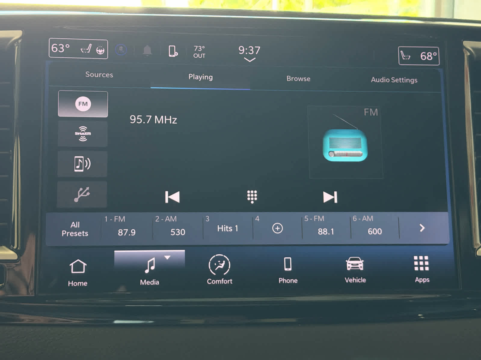 Used 2023 Chrysler Pacifica Touring-L FWD image 59