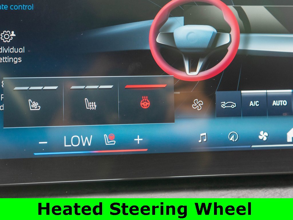 Used 2024 BMW X7 M60i image 5