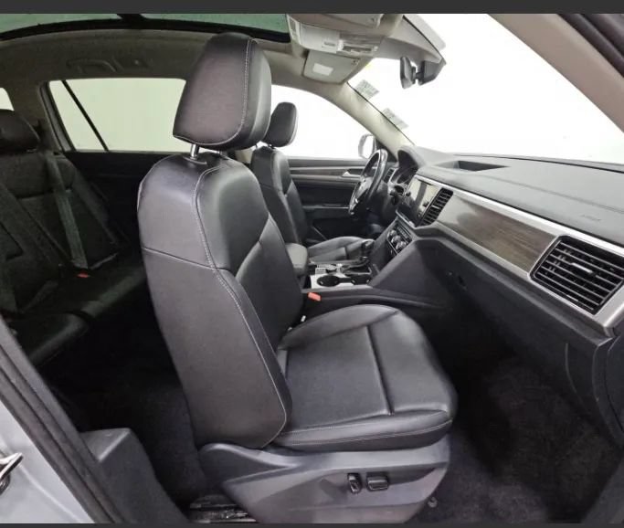 Used 2018 Volkswagen Atlas SEL AWD/4WD image 6
