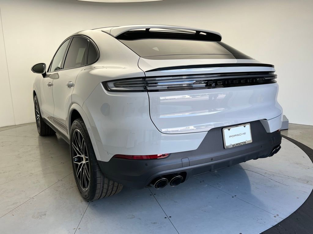 New 2026 Porsche Cayenne Coupe image 3