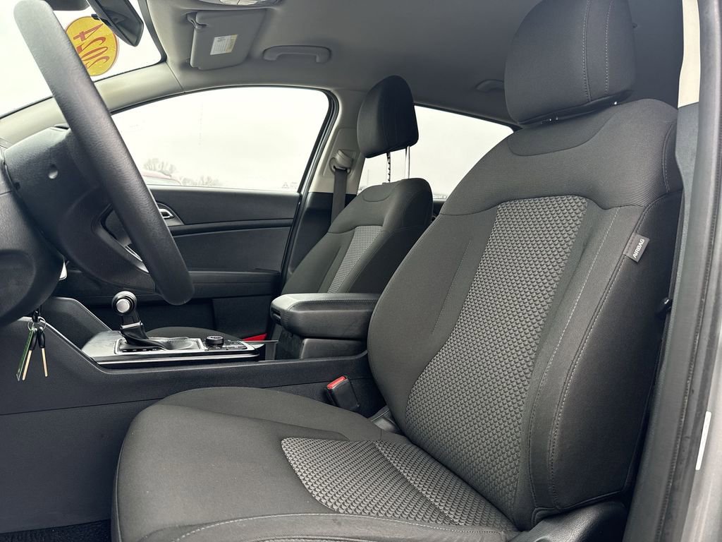 Used 2024 Kia Sportage LX image 13