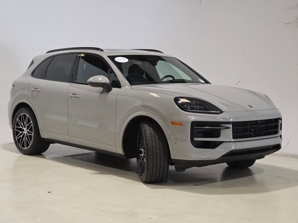 Certified 2026 Porsche Cayenne AWD/4WD image 7