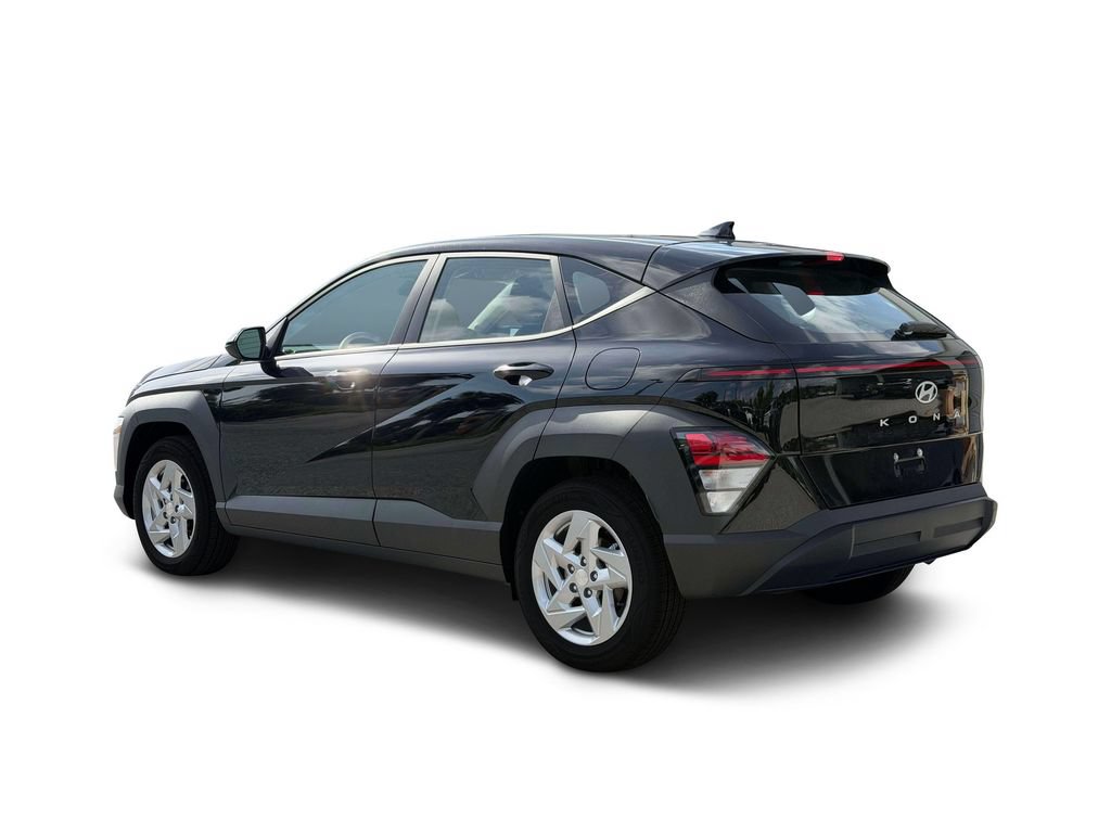 New 2027 Hyundai Kona SE FWD image 4